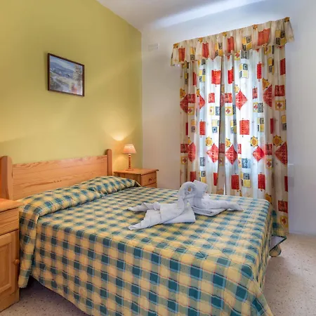 Horizon Apartments Gozo Marsalforn Esterno foto